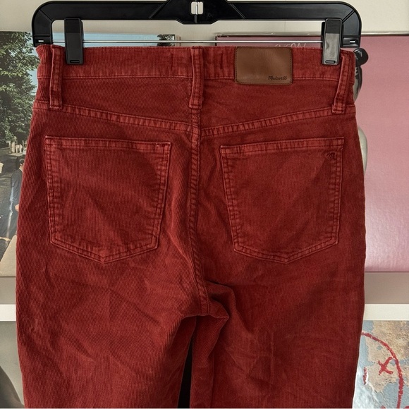 MADEWELL Cali Demi-Boot Jeans in Corduroy: Button-Front Edition Canterbury Red - Picture 7 of 8
